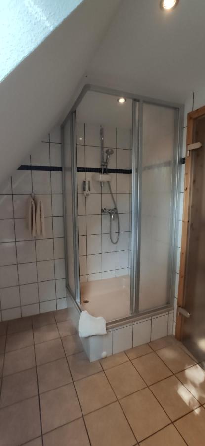 Wirtshaus Neuenkirchen Neuenkirchen auf Rugen Exterior foto